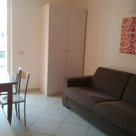 Tirreno شقة فندقية