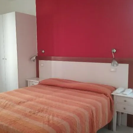 Tirreno Aparthotel Alassio